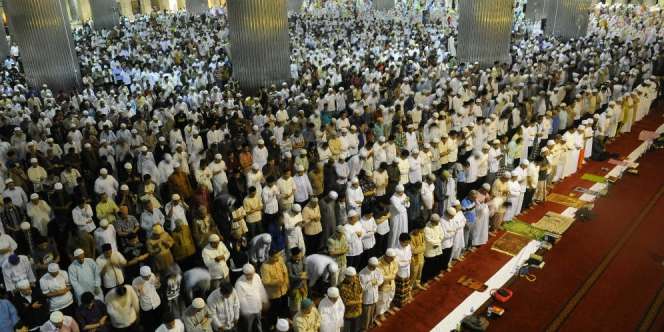 Jusuf Kalla Salat Id di Istiqlal, Jokowi Pilih ke Aceh