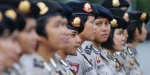 Bukan Simulasi "Aksi Heroik Polwan Bekuk 4 Begal Motor"