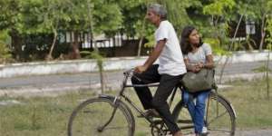 Usia 15 Tahun, Anak Petugas Kebersihan Kuliah S3