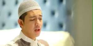 Indahnya Suara Irwansyah Mengaji