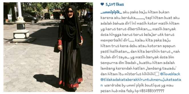 Selalu Berpakaian Hitam, Pipik Uje Tidak Tengah Berduka