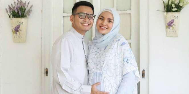Ria Miranda Minta Masukan Follower Namai Anak Kedua