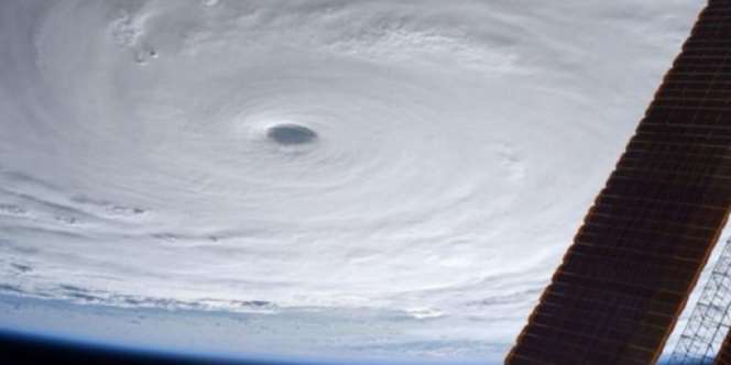 Badai Berkecepatan 354 km/jam Menuju Tiongkok dan Jepang