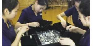 Demi Cinta Masa Kecil, Pria Ini Rela Tabung Koin Hingga 150 Kg