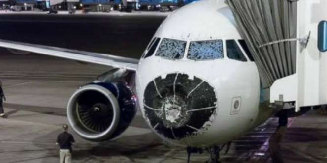 Menegangkan! Pilot Daratkan Pesawat Tanpa Lihat Jendela Depan