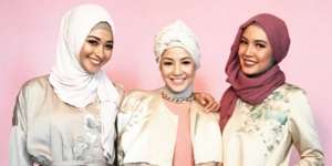 Tiga Perempuan Cantik Siap `Guncang` Internet