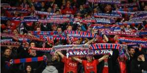 Suporter Lecehkan Muslim, Dua Klub Sepakbola Ceko Didenda