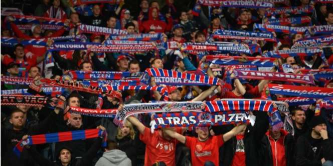 Suporter Lecehkan Muslim, Dua Klub Sepakbola Ceko Didenda