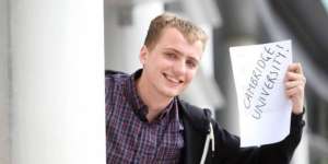 Hebat! Tunawisma Ini Diterima Kuliah di Universitas Cambridge