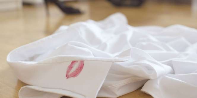 Goda Istri Pegawai, Pejabat Ini Babak Belur