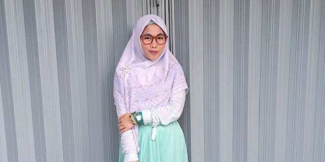 Alia: Gaya 'Casual Shabby' Pelengkap Hari Santai