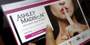 Pengguna Situs Selingkuh Terbanyak dari Arab Saudi