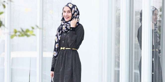 VIDEO: Tutorial Make Up dan Hijab By Dwi Handayani