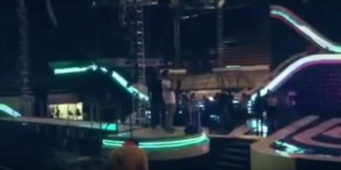 Beredar Video Afgan Jatuh dari Panggung