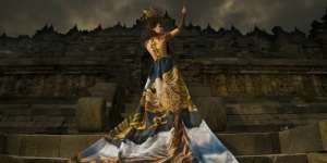 Diana Couture Perkenalkan `Garuda` ke New York Fashion Week