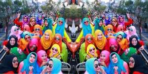 Ridwan Kamil Pamer Foto Hijabers Para `Mantan`