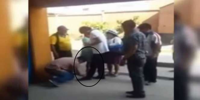 Suruh Ajudan Ikat Tali Sepatu, Presiden `Dibully`
