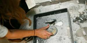 Pasangan Ini Temukan Harta Karun yang Tersimpan 50 Tahun