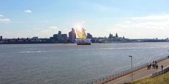 `Liver Bird` Kebanggaan `Liverpudlian` Kalahkan Patung Liberty