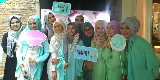 Berbagi Cerita, Cara Seru Muslimah Jalin Silaturahmi 