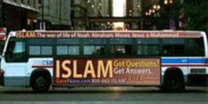 Iklan di Bus Kota Pandu Leslie Jadi Mualaf