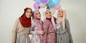 Noura Ingin Buktikan Grup Berhijab Bisa Eksis