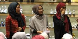 Begini Saran Selegram Zahratul Saat Memilih Sepatu