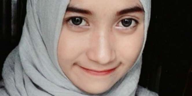 Queen: Kembali Berhijab dengan Konsisten