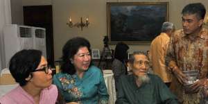 Mantan Menkeu Ali Wardhana Tutup Usia