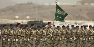 Amankan Ibadah Haji, Saudi Kerahkan 100 Ribu Tentara