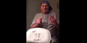 Heboh Video Ulang Tahun Kakek Berusia 98 Tahun