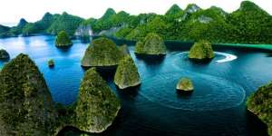 Nikmati Wisata Bentang Laut Indonesia dengan `Hotel Terapung`