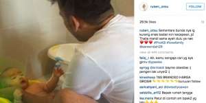 Mandikan Bayinya, Ruben Onsu Panen Pujian