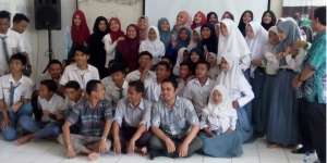 Finalis Dream Girls Berbagi Ilmu di SMK Itaco