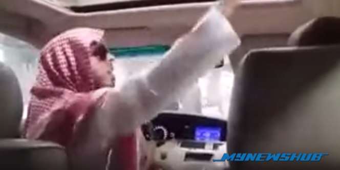 Lontar Jumrah dari Dalam Mobil, Warga Kaya Saudi Dikecam