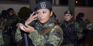 Wanita Arab Paling Suka Jadi Pegawai Bank Atau Tentara