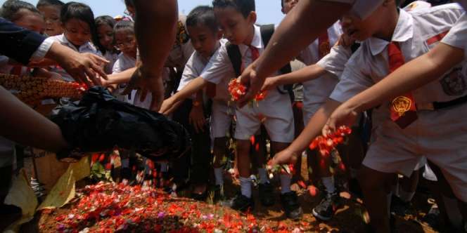Titik Terang Pembunuh Bocah dalam Kardus