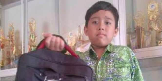 Bocah SD di Semarang Ciptakan Alat Pendeteksi Beban Tas