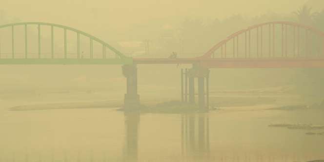 Malaysia dan Singapura Bantu Atasi Asap Indonesia