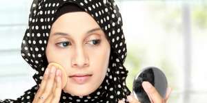 Pilih Item Make Up dari Jenis dan Warna Kulit