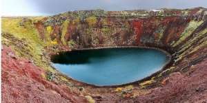 Kawah Gunung Berapi Paling `Fotogenik`