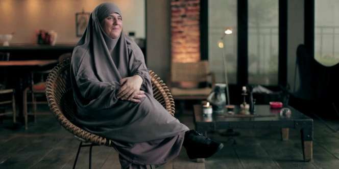 Gaya Diam's, Hijaber Rap Nyentrik dari Prancis