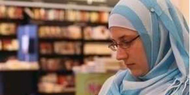 Didoktrin Membenci Islam, Wanita Yunani Justru Jadi Mualaf