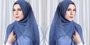 Elzatta: Besut Hijab Denim Keren