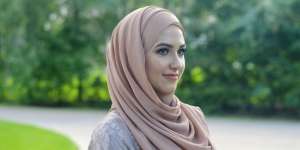 Leena: 10 Tips Istiqomah dalam Berhijab