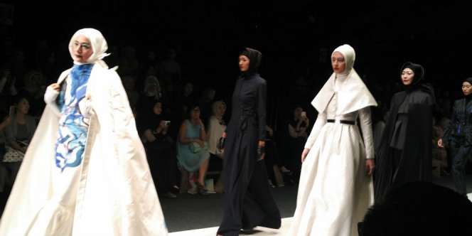 Norma Hauri Hidupkan Old Couture, Gaya Fesyen Abad 20-an
