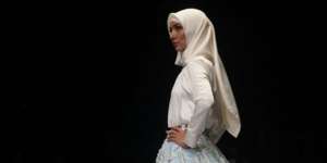 Zaskia-Shireen Keluarkan Brand `Zashi` di JFW 2016