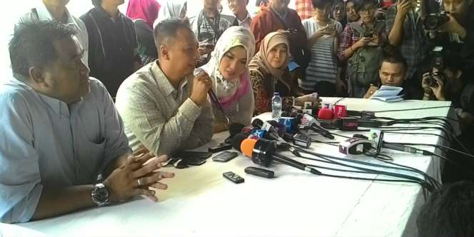 Arzetti: Ibu, Saya Minta Maaf....