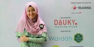 Meli Oktaviani: Terinspirasi Style `Dream Girls Socmed 2015`