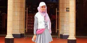 Shella Alaztha: Gaya `Casual-Fun` untuk Hijabers